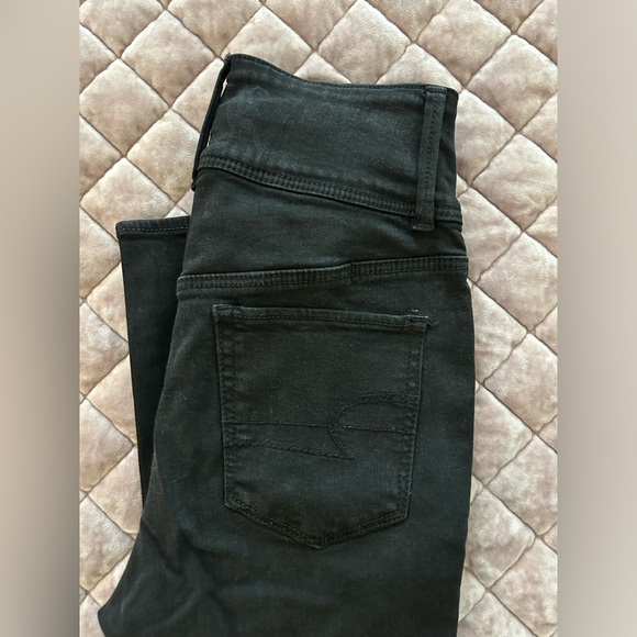 American Eagle Super Hi-Rise Jegging - Picture 2 of 3